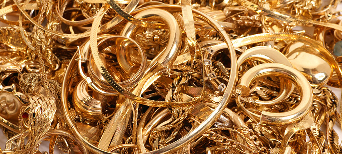 Продам лом золота за грамм. Лом золота. Лом драгоценных металлов. Лом и отходы драгоценных металлов. Золотой лом.