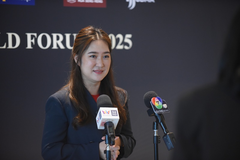 YLG Bullion ได้เข้าร่วมพิธีลงนามบันทึกข้อตกลง (MOU) ภายในงาน Thailand Gold Forum 2025 เวทีประชุมทองคำระดับโลกที่จัดขึ้นอย่างยิ่งใหญ่ในประเทศไทย เมื่อวันที่ 10 กันยายน 2568 ณ ศูนย์การประชุมแห่งชาติสิริกิติ์ โดย คุณฐิภา นววัฒนทรัพย์